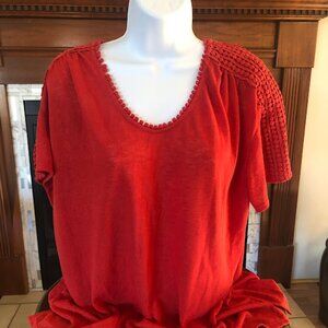 Modern Canvas - Size XXL - red short sleeve pullover top